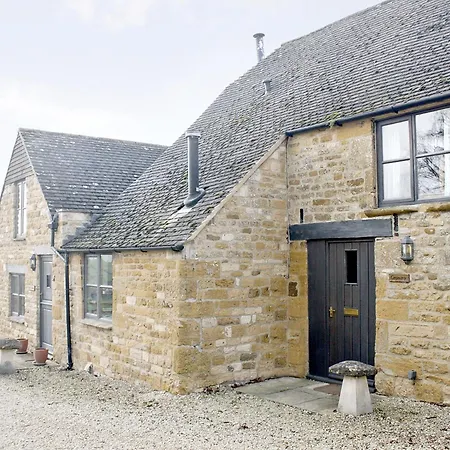 Dustys Stable - E4751 Villa Ebrington Exterior photo